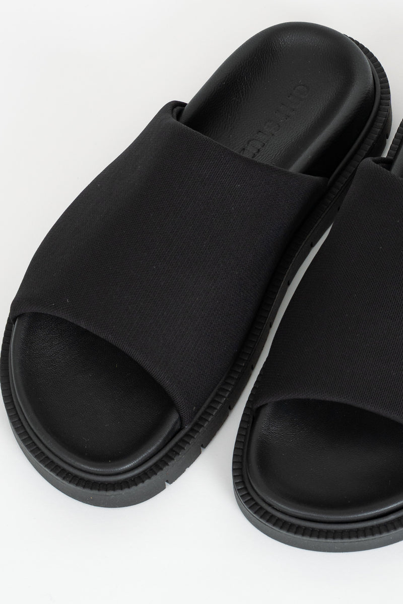 Ciabatta Pelle Slip-On Nero