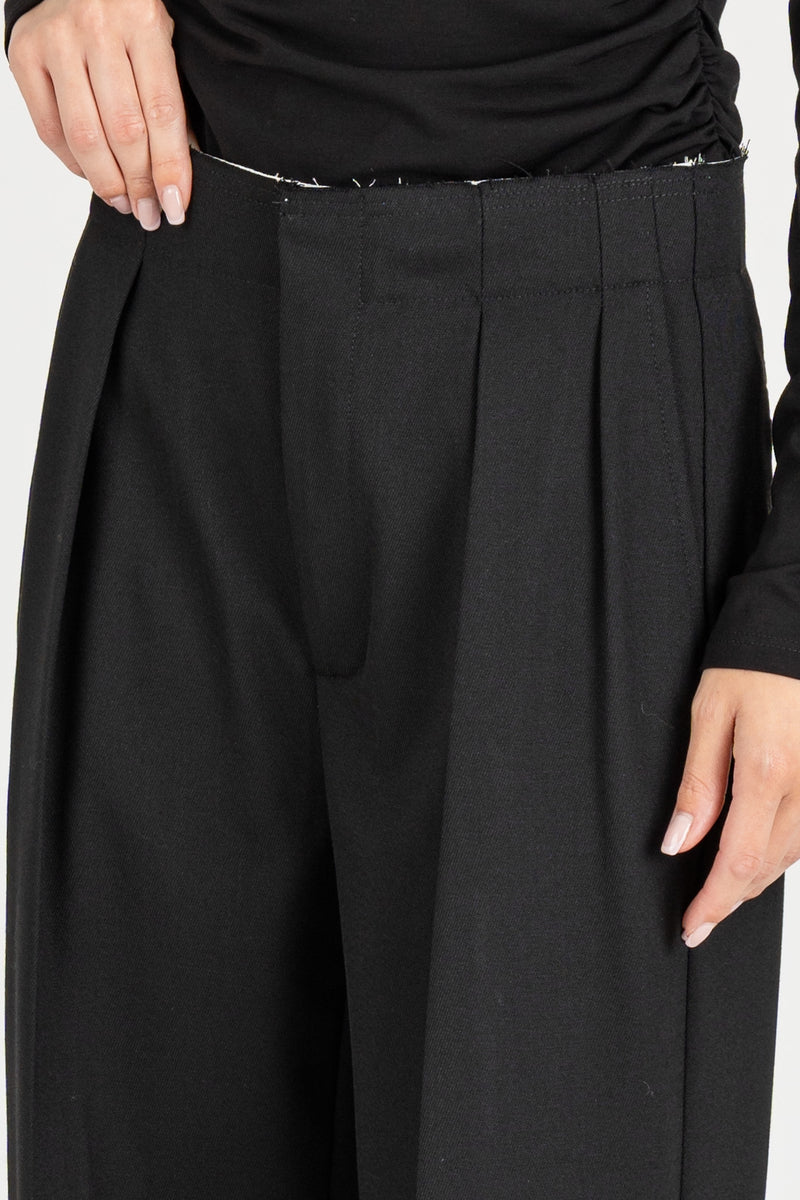 Pantalone con Pinces Nero