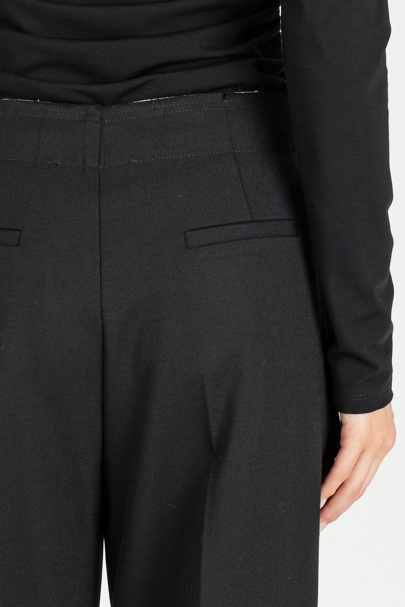 Pantalone con Pinces Nero