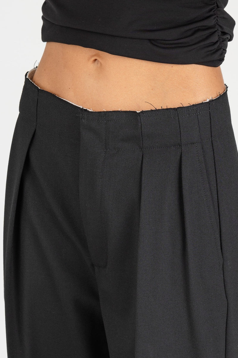 Pantalone con Pinces Nero