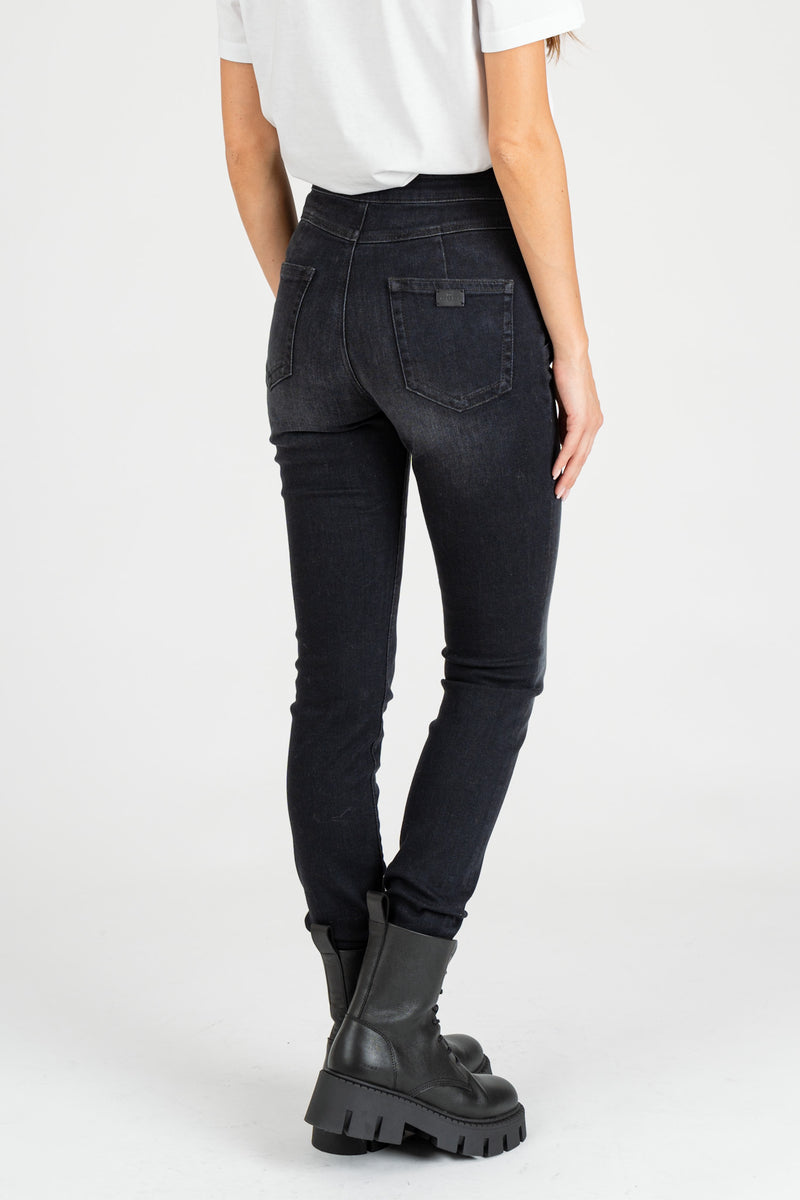 Pantalone in Denim Black Wash