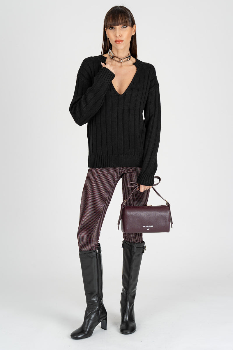 Maglia Scollo a V "Essential" Nero